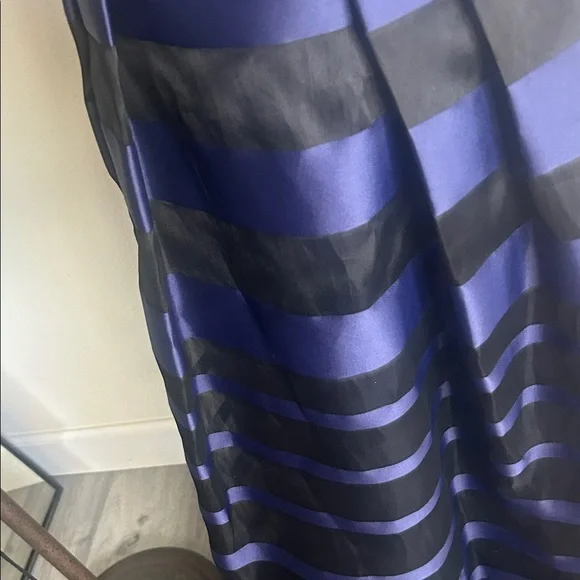 NWOT Kay Unger Navy and Black Striped Prom Dress Gown Sz 10 - Picture 5 of 6